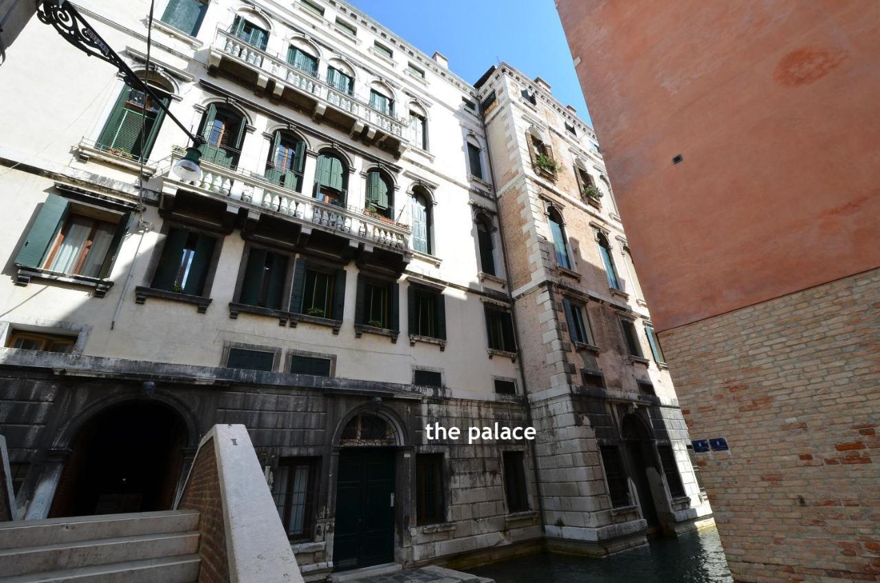 Marco Canal-Views Venice Exterior photo